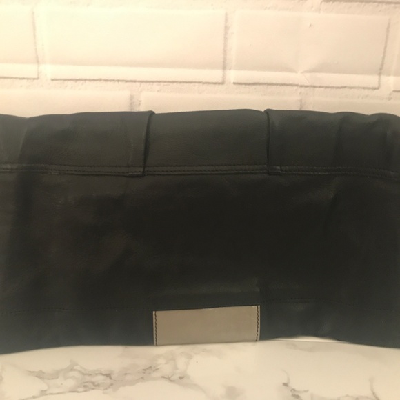 NEW - Black Leather Clutch > Silver and Floral - Picture 4 of 4